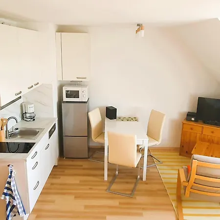 Kost アパート *